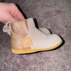 Livie & Luca Girls 8 Tan Gold Sparkly Booties Boots Shoes